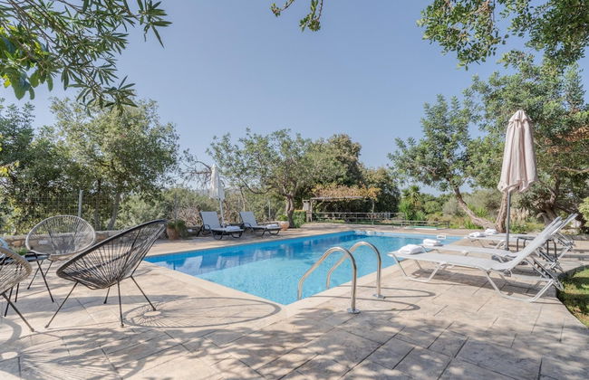 Villa Archodia - With Private Pool - Photo 35