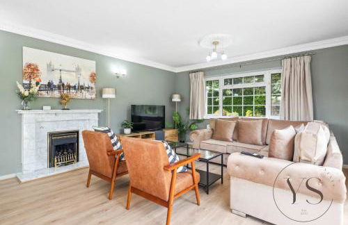 Spacious 6BR Villa in 32 Le More Birmingham with 7 Beds and Free Onsite Parking - Foto 63