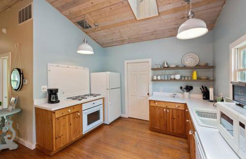 Nan's Escape by Juniper Holiday + Home - Foto 14