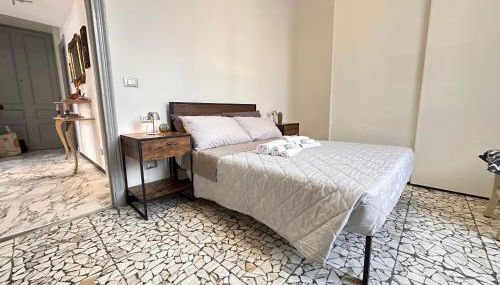 SANREMO Mare e Relax - Affittasi Alloggio della Piazza con Aria condizionata, Balcone e ampia disponibilità di parcheggi liberi - Foto 3, wardrobe