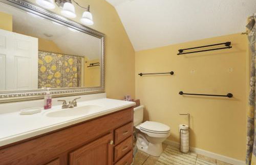 Lakefront Retreat w Dock Boat Rental and Views - Foto 42