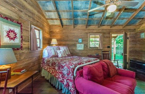 Ada's Peach Street Hideaway - Foto 16