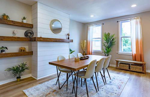 2 King Beds - Free Parking - BBQ - Arcade - Patio - Foto 3