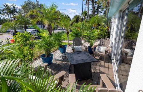 Heat of Siesta Village Walk to Beach w heated Pool - Foto 27