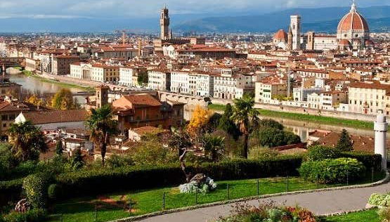 Location de vespa électrique avec audioguide - Photo 3, Vue sur Florence depuis le Piazzale Michelangelo