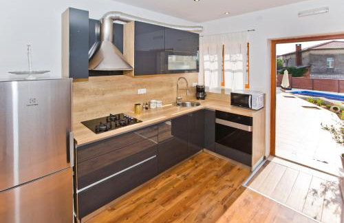 Villa Kate -with private pool and BBQ - Foto 15