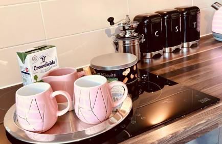 City Centre Chester Waterways Apartment - Photo 14