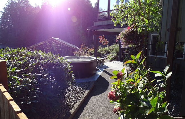 Suite at Trails End Beach House - Photo 36