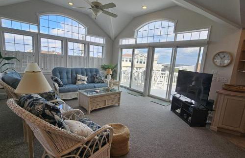 Single Family, Ocean Block, Wifi, Washer And Dryer, Second 2Nd Home From The Ocean! 2Nd From Ocean Contemporary Ship Bottom Home 14010 - Photo 23