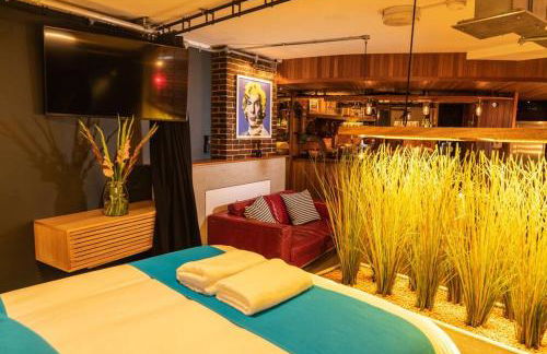 The Jazz Quarters, Southsea's hidden gem - Photo 4