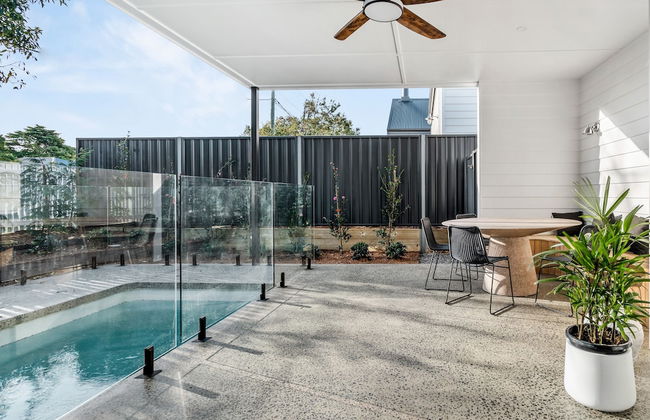 Maple Suite, Berry - by Linnaeus Collection - Foto 23