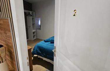 T3 entier confortable Centre historique de Montluçon Gare à 10 min à pied 6 personnes - Foto 2