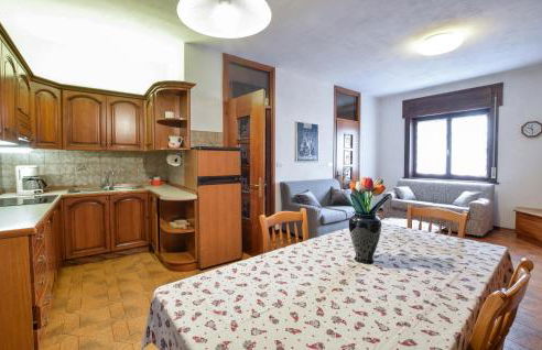 3 Bedroom Amazing Apartment In Lamon - Foto 3