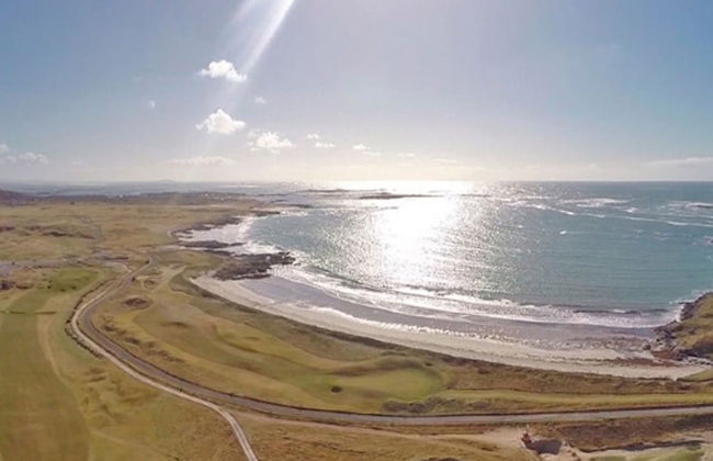 Detached Cottage Overlooking Lake in Connemara - Foto 8