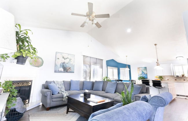 Farmington Gem 6BR Private Fenced Yard Sleeps 15 - Foto 59