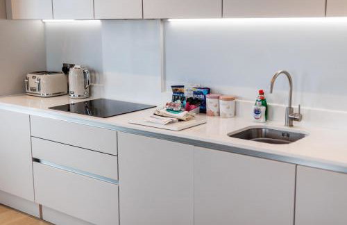 Harbours Edge - Front-Line Harbour Views - Photo 19