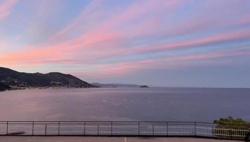 Stupenda vista mare a Laigueglia con posto auto - Foto 2