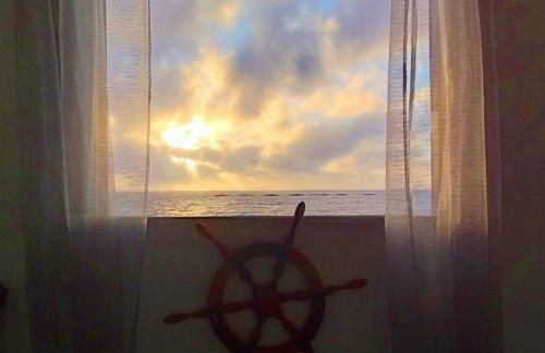 La casa con terraza privada sobre el mar - Foto 24