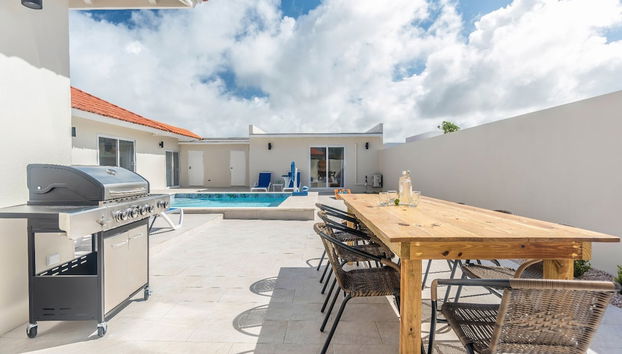 Breathtaking Prvt 4BR Pool Villa 5 Min to Beach - Foto 5, Habitación