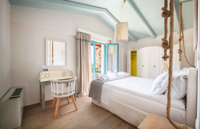 Anemoessa Luxury Villas - Photo 4