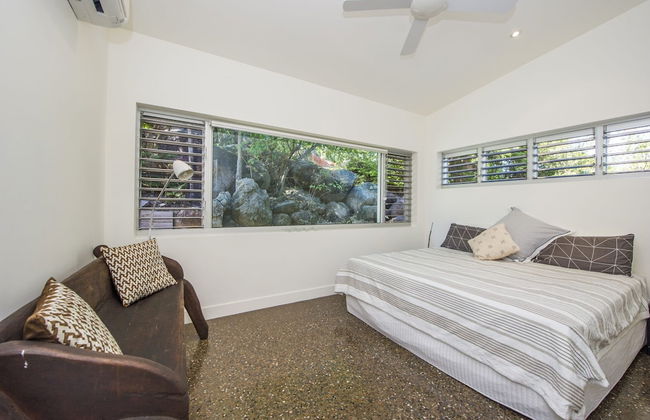 Headland Hideaway - Photo 2