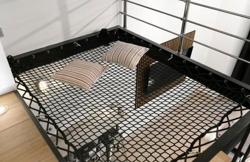 Loft Industriel avec Terrasse et Filet Suspendu à Nice Cimiez - Foto 7