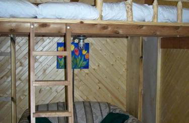 Hillbilly Chic Tiny House Near Nashville with WiFi, Kitchenette, Fire Pit & Trails - Foto 53