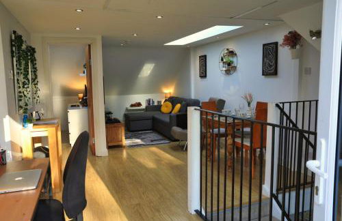 Top Floor Apartment in Islington - Foto 10