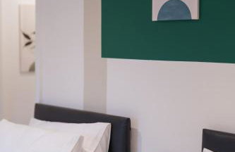 Perfect for Contractors & Families - Free Parking - Foto 14