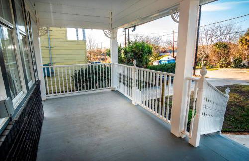 Downtown View Cozy 2br/1ba Home Sleeps 8 - Foto 30