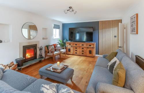 Blackthorn House - Photo 11