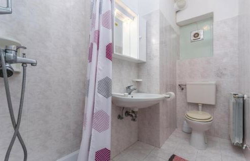 Cozy Apartment In Lovrecica With Wifi - Foto 21