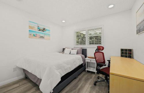 Newly Remodel Luxury Home with Hotel-Like Amenity - Foto 9