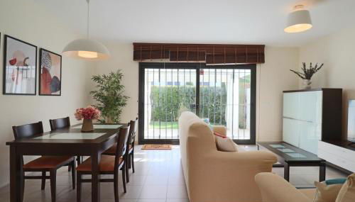 Casa Adosada Junto Al Pueblo - Foto 5