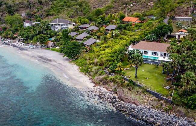 Villa Eden Roc by Alfred in Bali - Luxury Beachfront 3BR Villa With Infinity Pool Amed - Foto 31