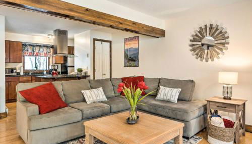 Hartford Escape with Fire Pit about 3 Mi to Ski and Golf! - Foto 4