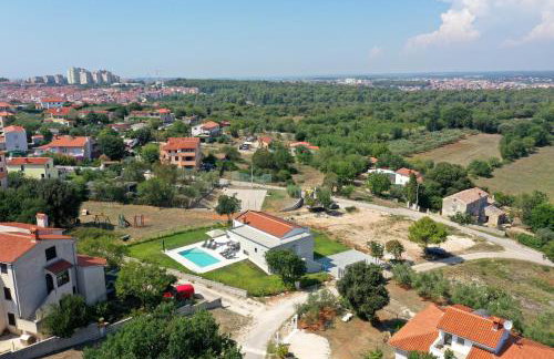 Villa Lia with pool - luxury in Vintijan, near Pula and Medulin - Foto 8