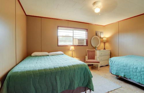 Bring Your Boat! Greers Ferry Lake Home with Slip - Foto 12