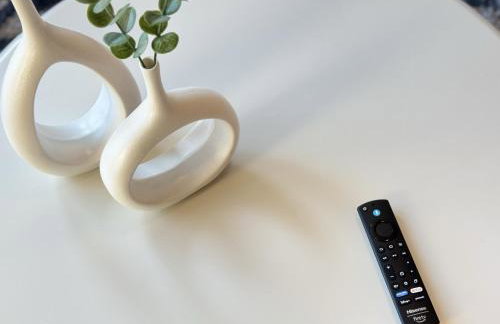 New Oasis Near Disneyland Pool Gym Free Parking - Foto 35