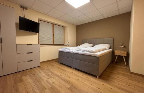 Buntes Nest im Holzhaus - Foto 3