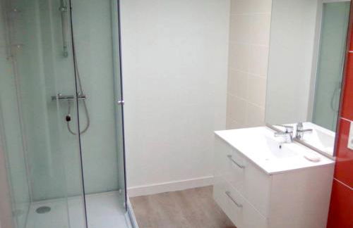 Maison charmante près de Cast avec jardin et activités - Foto 9