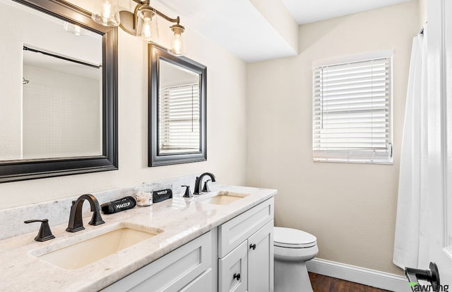 Modern 3br Pool Game Room 3 Bedroom Home by RedAwning - Foto 12