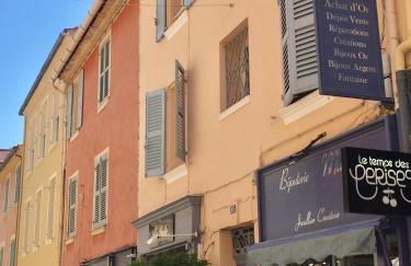 Superbe T1 bis sur le port et rue piétonne - Foto 1