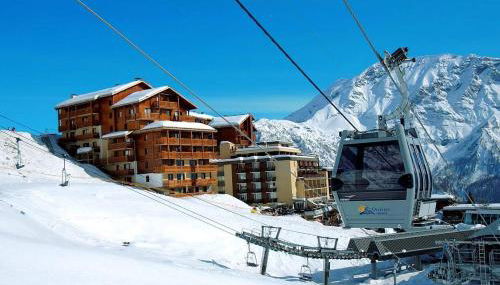 Appartement 6 places aux pieds des pistes avec piscine, wifi et parking privé, salle de bain refaite à neuf - Foto 1