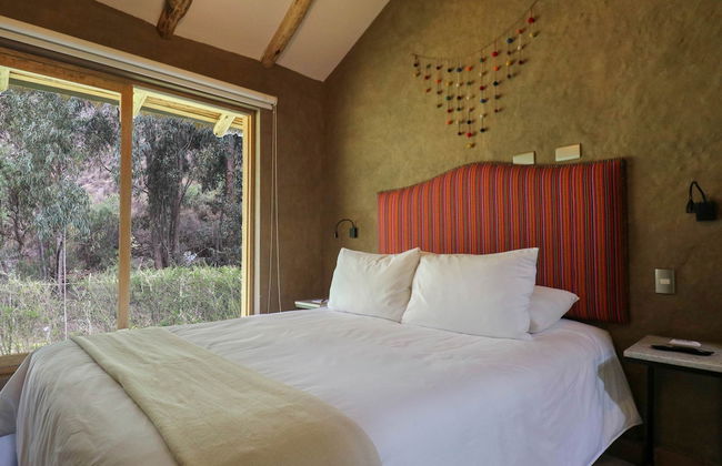 w Fabulous 3BR House in Villa Sagrado - Photo 37