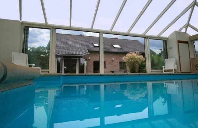 Holiday Home in Waimes With Pool & Sauna - Foto 23