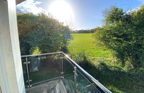 Trewhiddle Retreat V23 by Together Travel - Luxury 4-Bedroom Villa - Foto 18