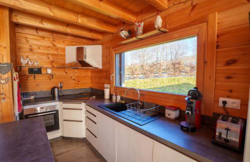 Évasion jurassienne, séjour cosy bois - Foto 25