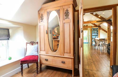 The Ivy Barn - Photo 16