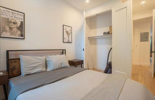 Stylish 2BD Brooklyn Retreat with Backyard & Basement - Foto 19